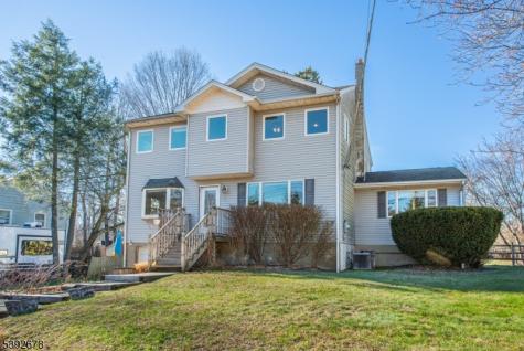 8 Tyler Place West Milford NJ 07421