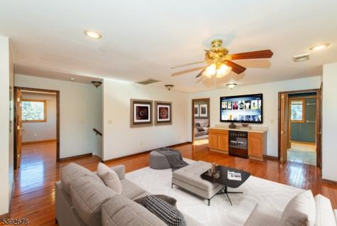 8 Tyler Place West Milford NJ 07421