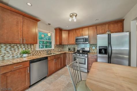 5 Davis Avenue Franklin NJ 08873