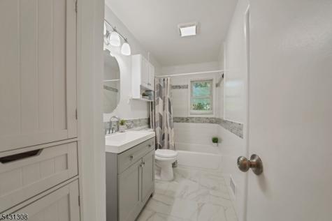 5 Davis Avenue Franklin NJ 08873