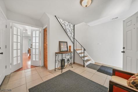 5 Davis Avenue Franklin NJ 08873
