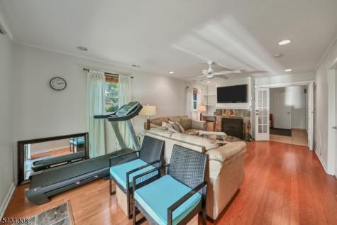 5 Davis Avenue Franklin NJ 08873