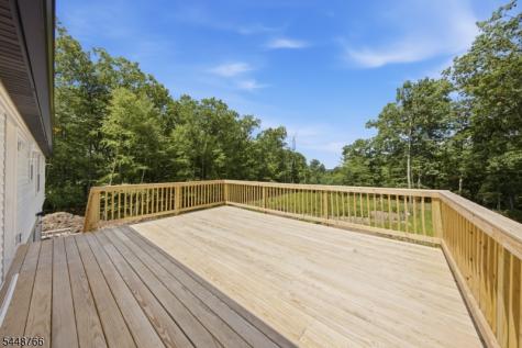 14 Fawn Run Montague NJ 07827