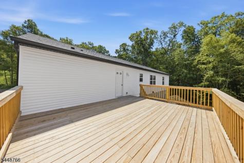 14 Fawn Run Montague NJ 07827
