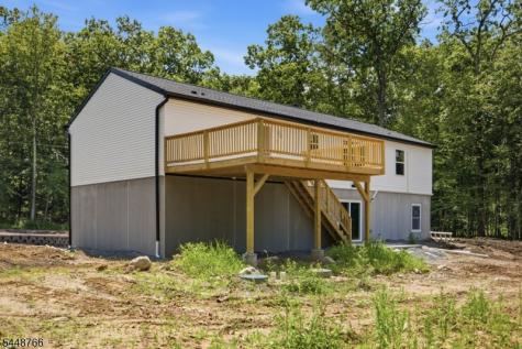 14 Fawn Run Montague NJ 07827
