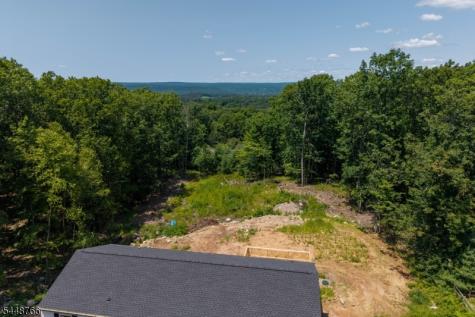 14 Fawn Run Montague NJ 07827