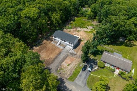 14 Fawn Run Montague NJ 07827