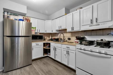 208 E Price Street Linden NJ 07036
