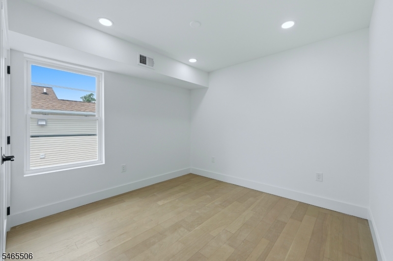 617 Fairview Avenue Piscataway NJ 08854