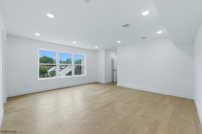 617 Fairview Avenue Piscataway NJ 08854