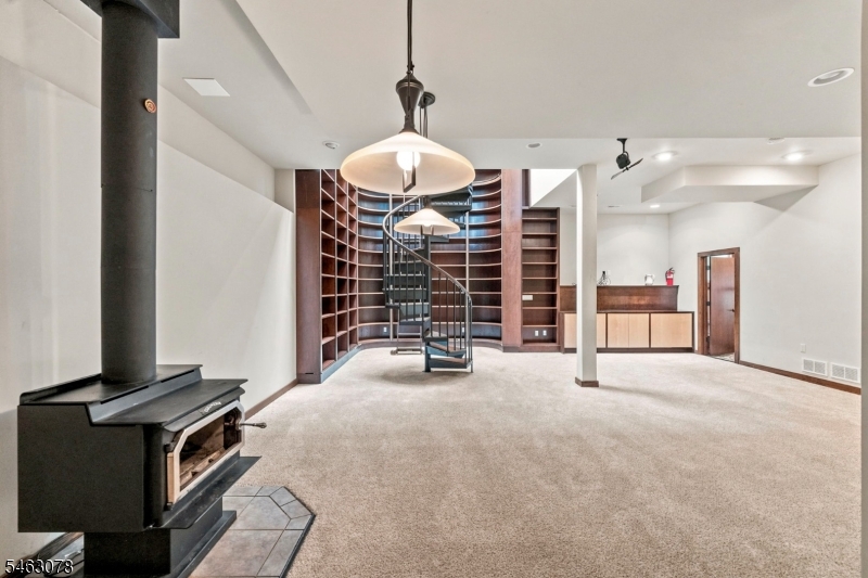 224 Holland Mt Road Jefferson NJ 07438