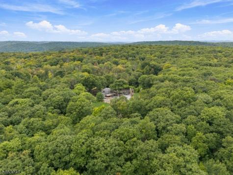 224 Holland Mt Road Jefferson NJ 07438