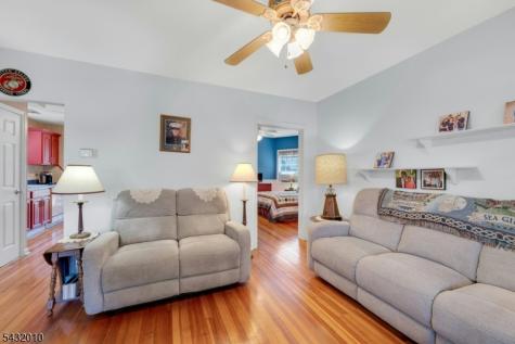 52 Terrace Avenue Rochelle Park NJ 07662