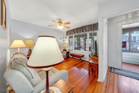 52 Terrace Avenue Rochelle Park NJ 07662