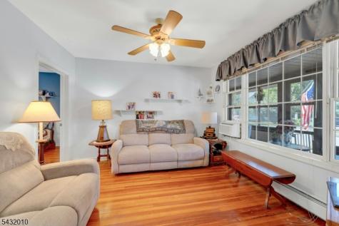 52 Terrace Avenue Rochelle Park NJ 07662