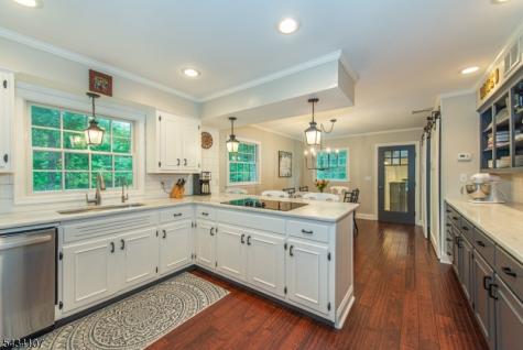 724 Ridge Road Kinnelon NJ 07405