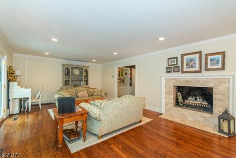 724 Ridge Road Kinnelon NJ 07405