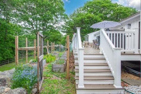 724 Ridge Road Kinnelon NJ 07405