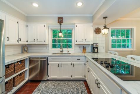 724 Ridge Road Kinnelon NJ 07405