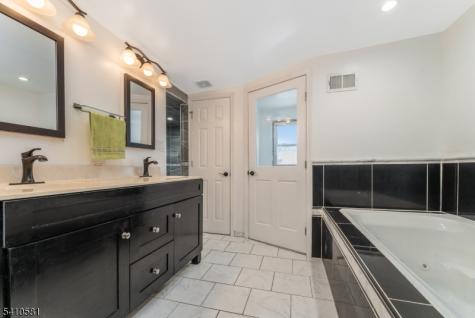 12 Brainard Street Phillipsburg NJ 08865