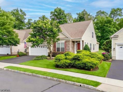 717 Thistle Hill Lane Franklin NJ 08873