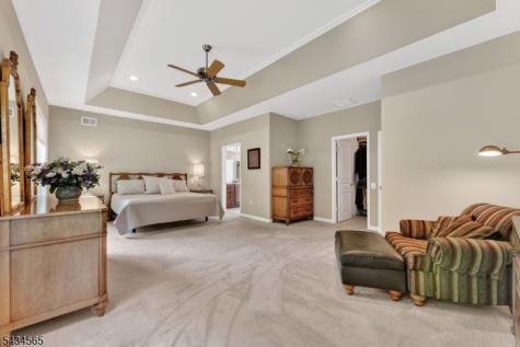 717 Thistle Hill Lane Franklin NJ 08873