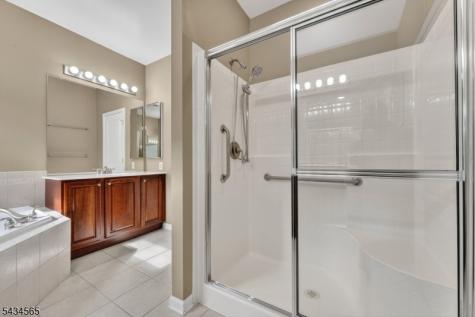 717 Thistle Hill Lane Franklin NJ 08873