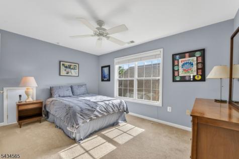 717 Thistle Hill Lane Franklin NJ 08873
