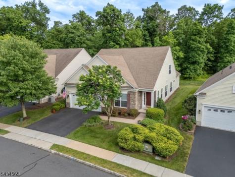 717 Thistle Hill Lane Franklin NJ 08873