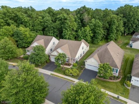 717 Thistle Hill Lane Franklin NJ 08873