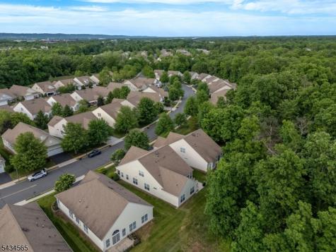 717 Thistle Hill Lane Franklin NJ 08873