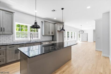 28 King George Road Warren NJ 07059