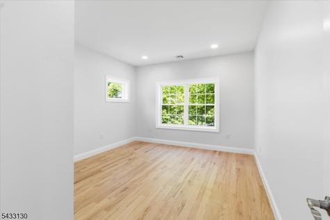28 King George Road Warren NJ 07059