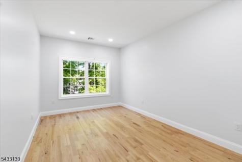 28 King George Road Warren NJ 07059