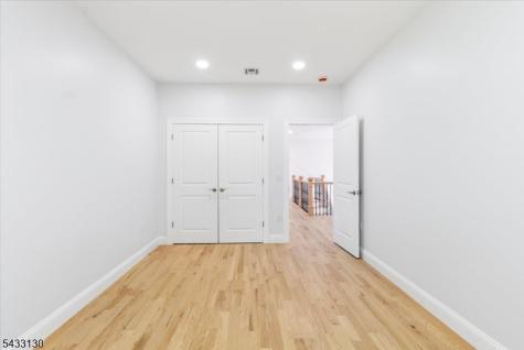28 King George Road Warren NJ 07059