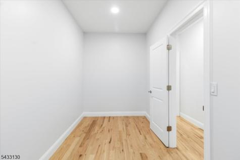 28 King George Road Warren NJ 07059