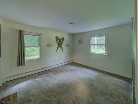 56 Wester Road Harmony NJ 08865