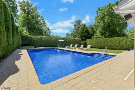 890 Norgate Drive Ridgewood Village NJ 07450