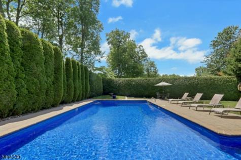 890 Norgate Drive Ridgewood Village NJ 07450
