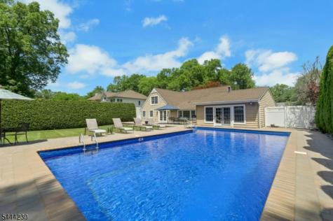 890 Norgate Drive Ridgewood Village NJ 07450