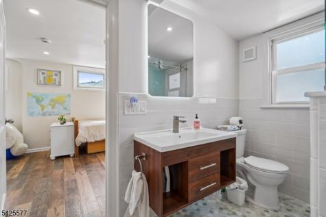 5 Swayze Street West Orange NJ 07052