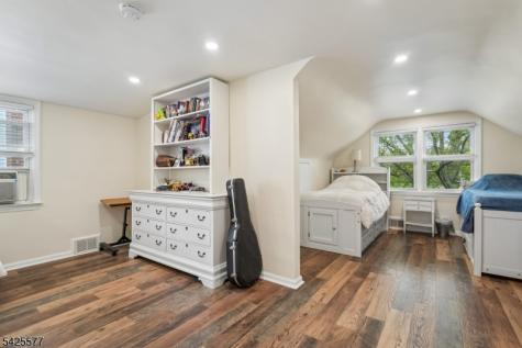 5 Swayze Street West Orange NJ 07052