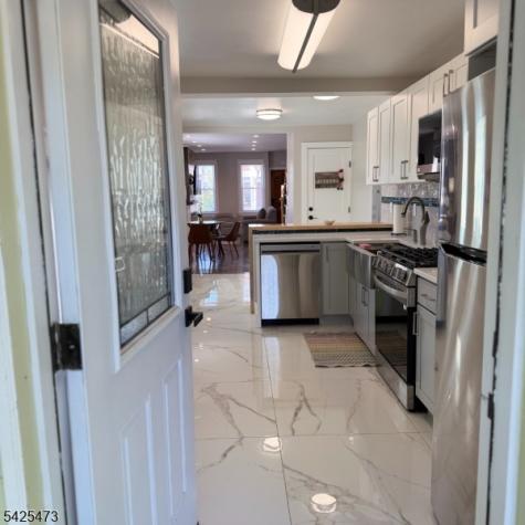 475 Locust Avenue Burlington NJ 08016