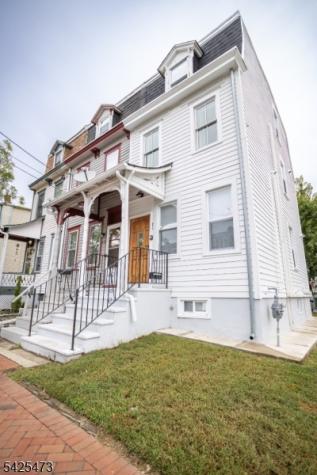 475 Locust Avenue Burlington NJ 08016