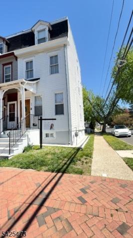 475 Locust Avenue Burlington NJ 08016
