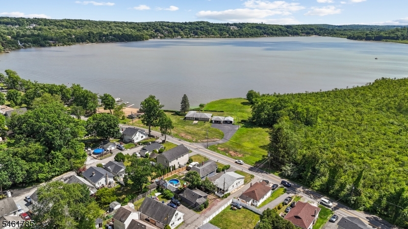2 Knowles Lane Mount Olive NJ 07828