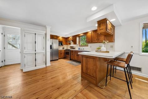 99 Ferncliff Road Bloomfield NJ 07003