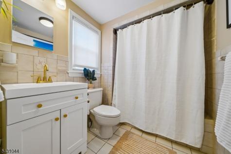 99 Ferncliff Road Bloomfield NJ 07003