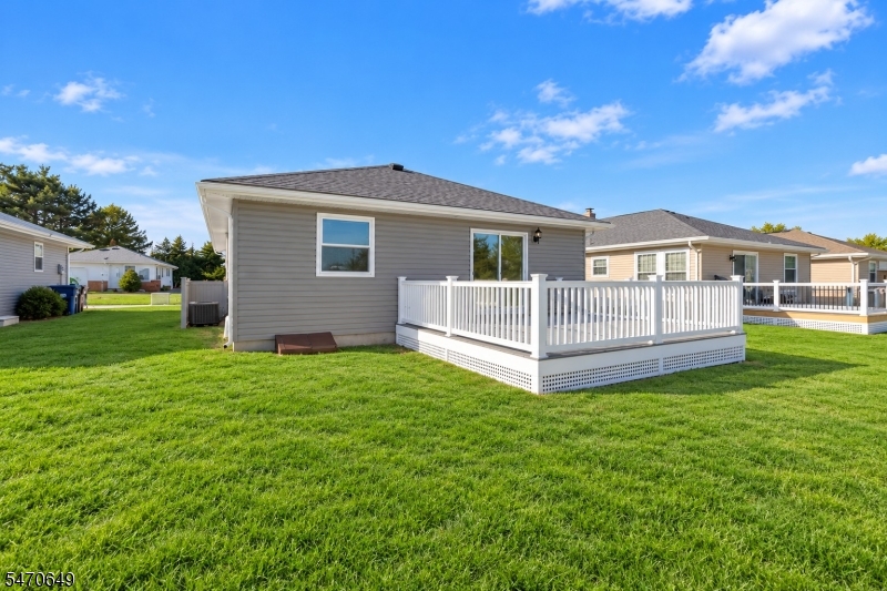 16 Bolans Court Berkeley NJ 08757