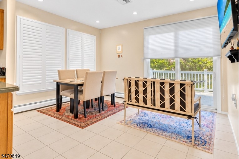 16 Bolans Court Berkeley NJ 08757